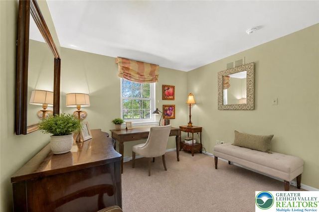556 Grapevine Drive, Hatfield Twp, PA 19440