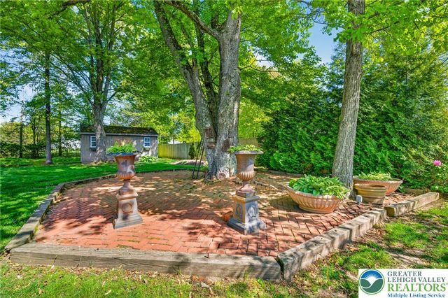 556 Grapevine Drive, Hatfield Twp, PA 19440