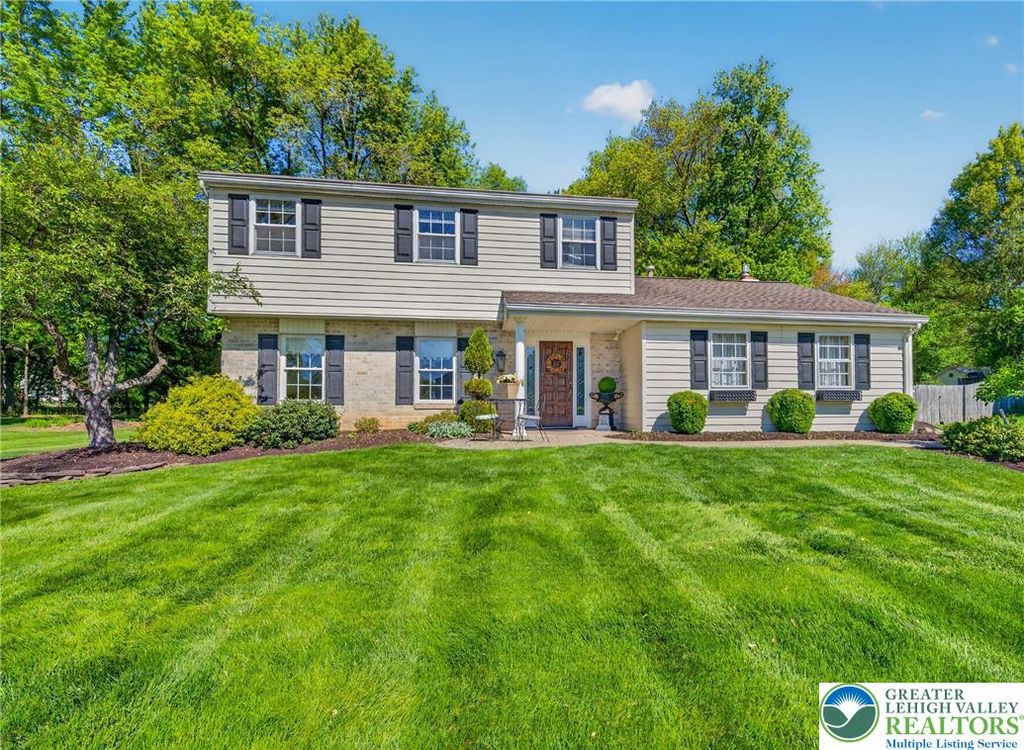 556 Grapevine Drive, Hatfield Twp, PA 19440