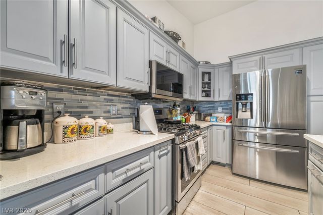 125 Heather Drive, Henderson, NV 89002