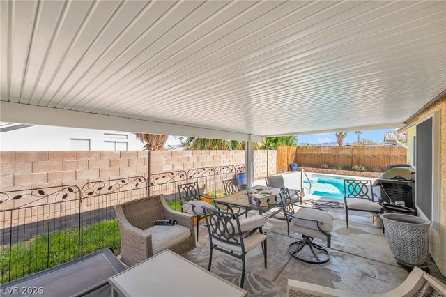 125 Heather Drive, Henderson, NV 89002