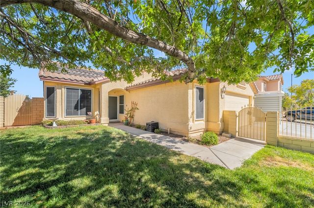 125 Heather Drive, Henderson, NV 89002