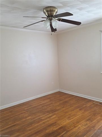 122 Northview Drive, Pilot Mountain, NC 27041