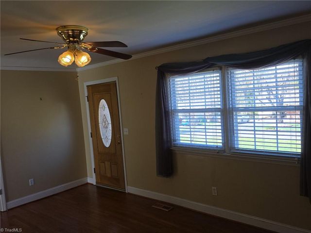 122 Northview Drive, Pilot Mountain, NC 27041