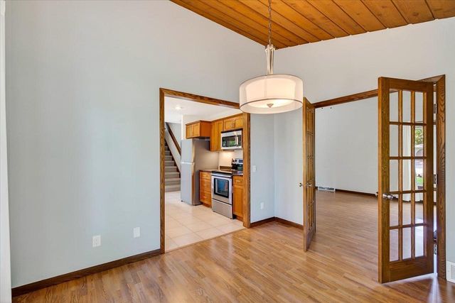 4514 Meadow Wood Circle, Deforest, WI 53532