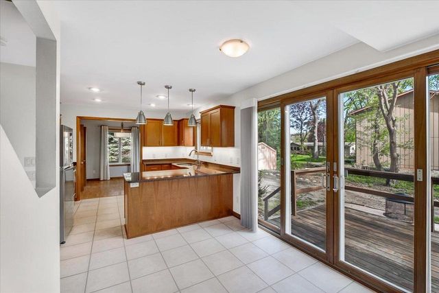 4514 Meadow Wood Circle, Deforest, WI 53532