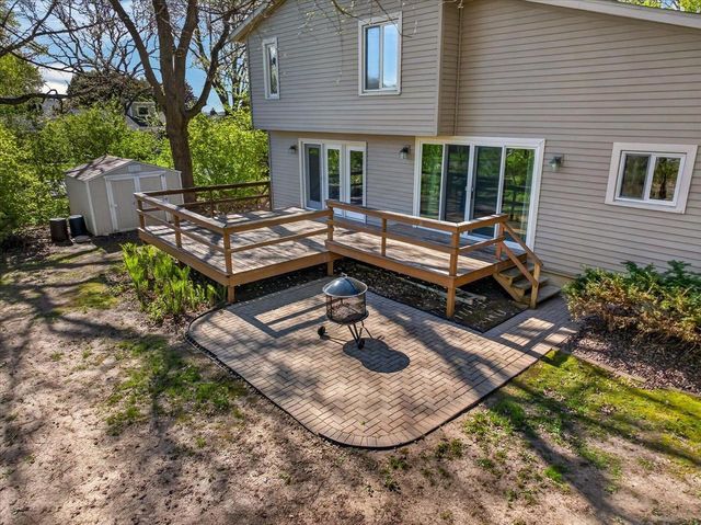 4514 Meadow Wood Circle, Deforest, WI 53532