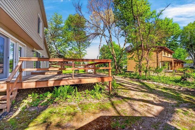 4514 Meadow Wood Circle, Deforest, WI 53532