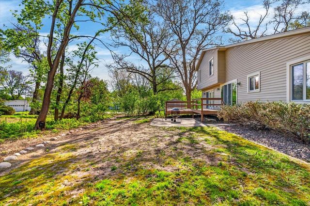 4514 Meadow Wood Circle, Deforest, WI 53532