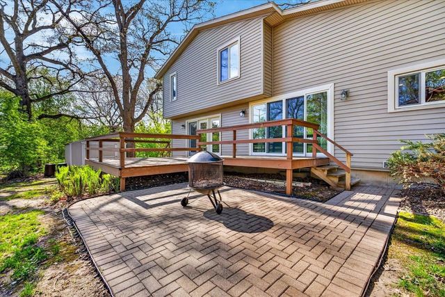 4514 Meadow Wood Circle, Deforest, WI 53532