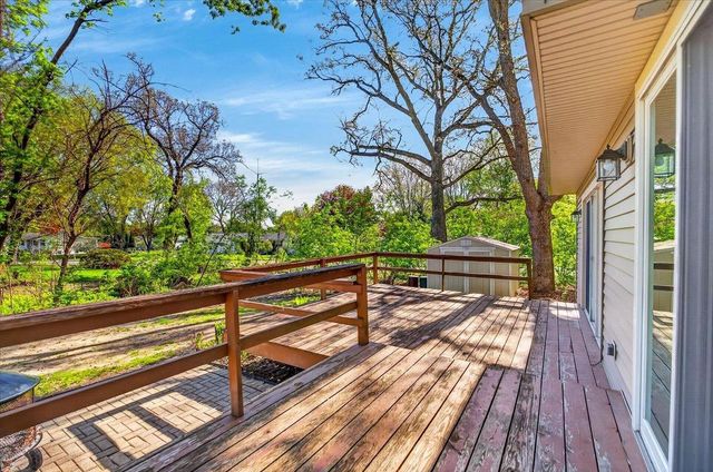 4514 Meadow Wood Circle, Deforest, WI 53532