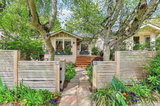 1514 NE 70th Street, Seattle, WA 98115