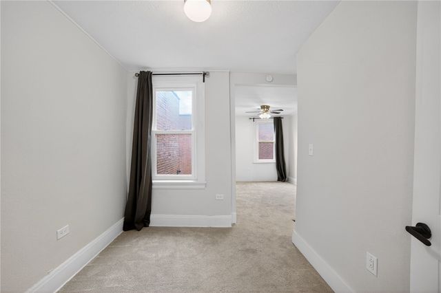 5822 Bryant St, Highland Park, PA 15206