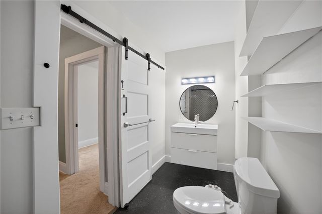 5822 Bryant St, Highland Park, PA 15206