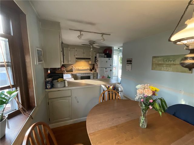 232 Quaker Lane, Scituate, RI 02857