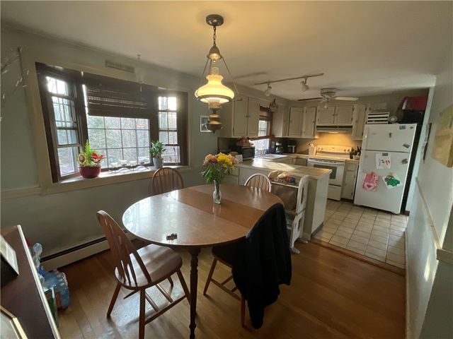 232 Quaker Lane, Scituate, RI 02857