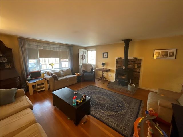 232 Quaker Lane, Scituate, RI 02857