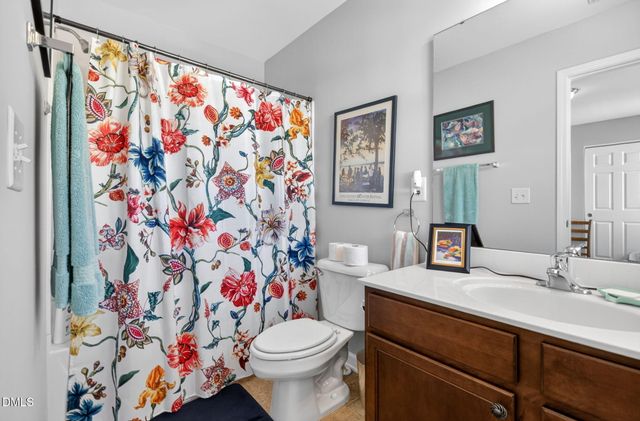 100 Stratford Lakes Drive Unit 261, Durham, NC 27713