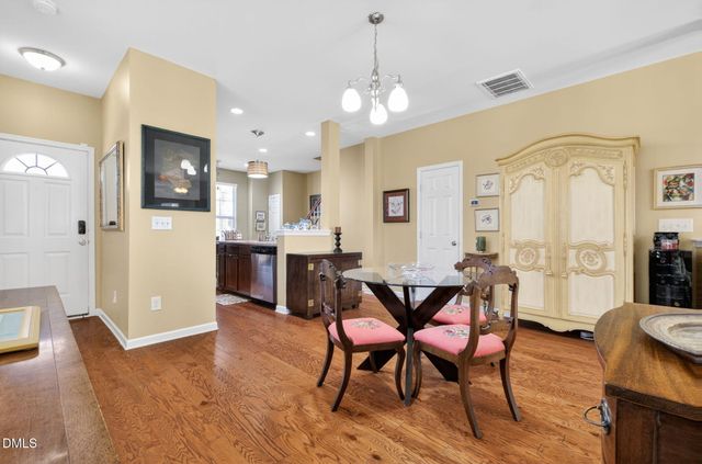 100 Stratford Lakes Drive Unit 261, Durham, NC 27713