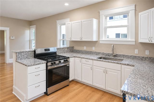 110 N 15th Ave, Hopewell, VA 23860