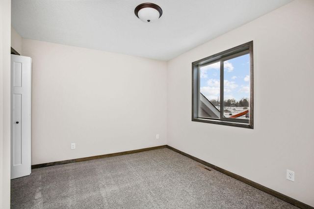 1984 Norma Way, Lino Lakes, MN 55038