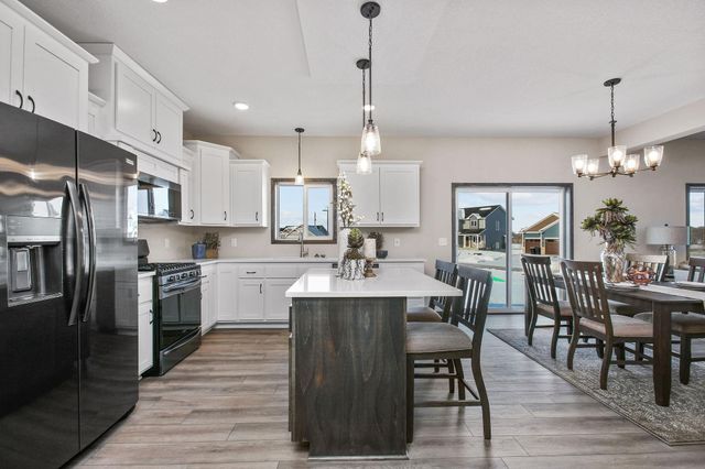 1984 Norma Way, Lino Lakes, MN 55038