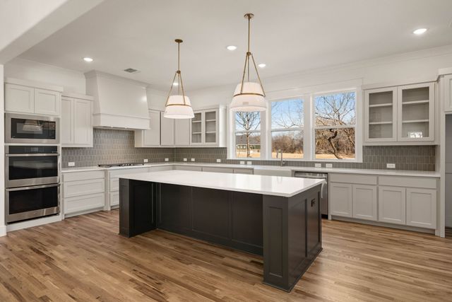 3004 Rolling Creek Drive, Aledo, TX 76008