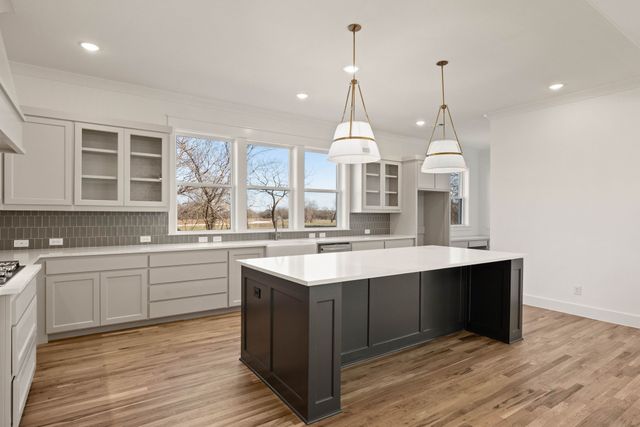 3004 Rolling Creek Drive, Aledo, TX 76008