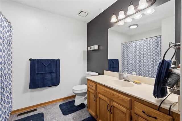 1113 SW Breckenridge Court, Blue Springs, MO 64015