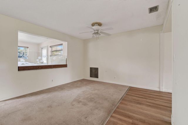 11 Windsor Road E, Jupiter, FL 33469