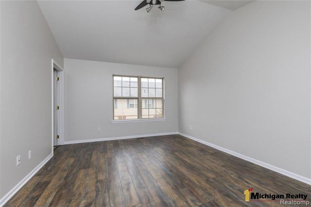 11764 Farmington Road 43, Livonia, MI 48150