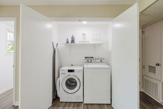 11924 Pleasant Forest Dr, Little Rock, AR 72212