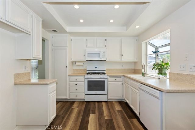 910 W 21st Street, Upland, CA 91784