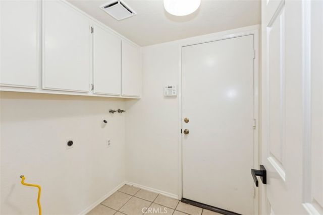 910 W 21st Street, Upland, CA 91784