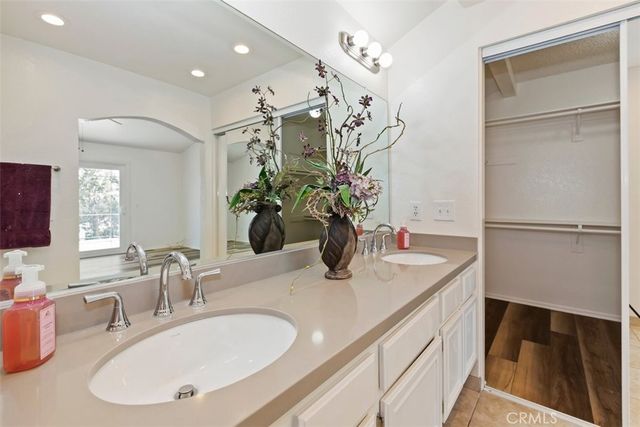 910 W 21st Street, Upland, CA 91784