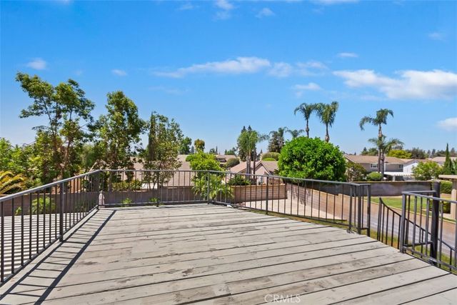 910 W 21st Street, Upland, CA 91784