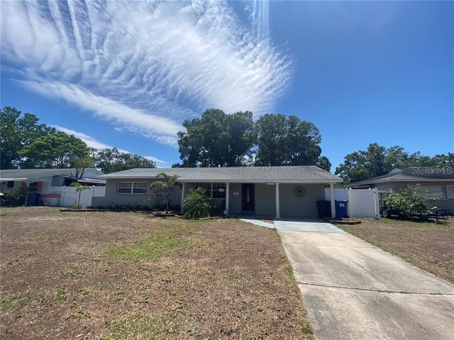5600 30TH AVENUE N, St Petersburg, FL 33710