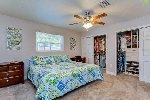 5600 30TH AVENUE N, St Petersburg, FL 33710