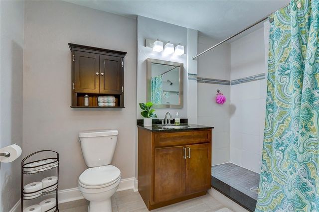 5600 30TH AVENUE N, St Petersburg, FL 33710