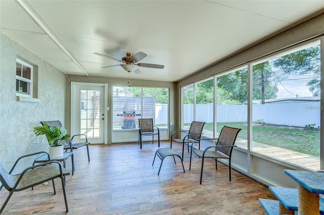 5600 30TH AVENUE N, St Petersburg, FL 33710