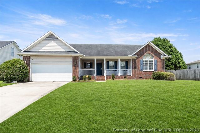 4122 Edward E Maynor Drive, Hope Mills, NC 28348