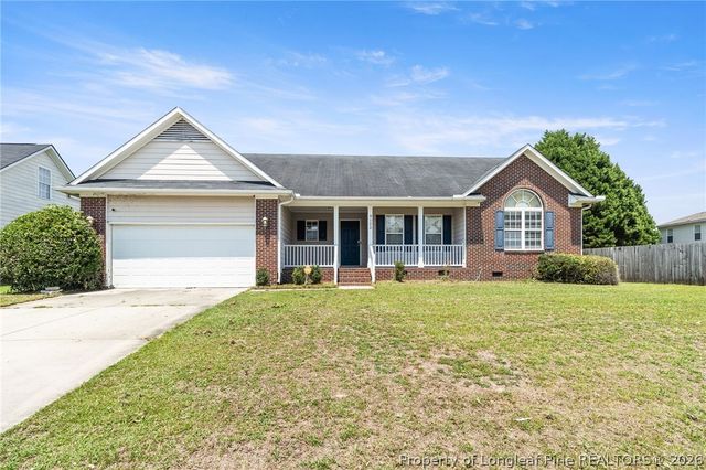 4122 Edward E Maynor Drive, Hope Mills, NC 28348