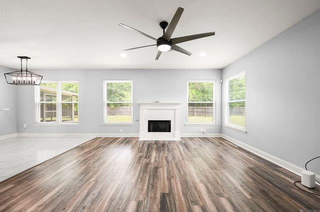 1459 Pecan Grove Ave, Zachary, LA 70791