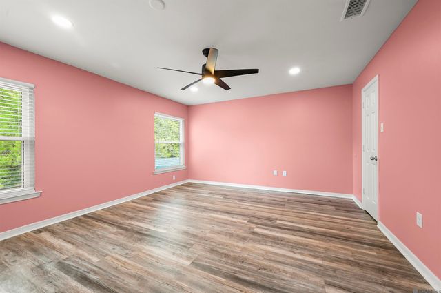 1459 Pecan Grove Ave, Zachary, LA 70791