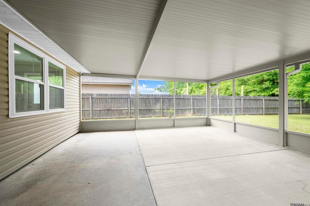 1459 Pecan Grove Ave, Zachary, LA 70791