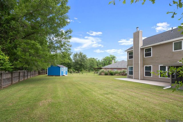 1459 Pecan Grove Ave, Zachary, LA 70791