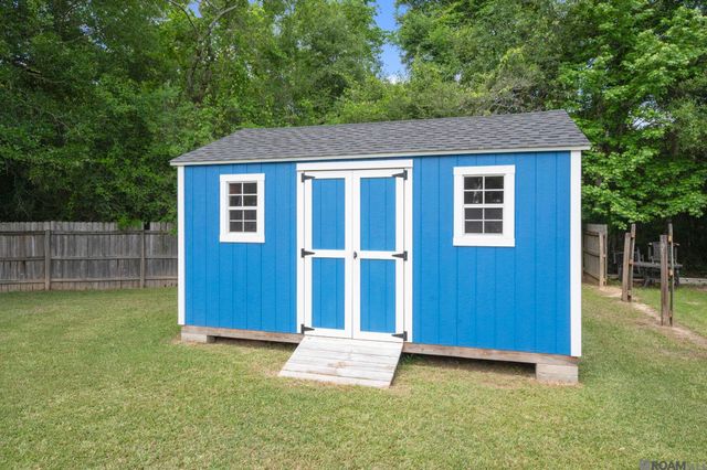 1459 Pecan Grove Ave, Zachary, LA 70791