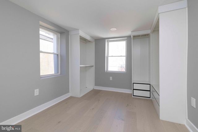 1725 W THOMPSON ST, Philadelphia, PA 19121