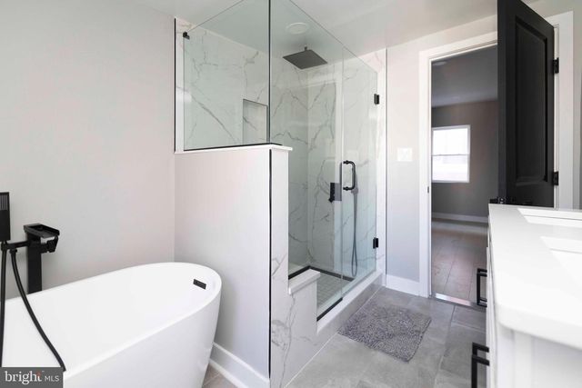 1725 W THOMPSON ST, Philadelphia, PA 19121