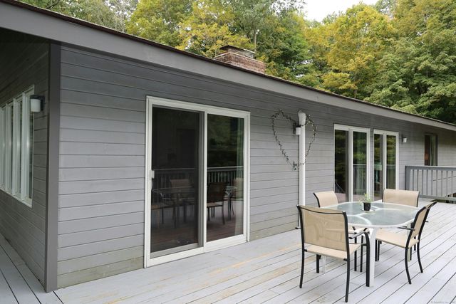 45 Wayside Lane, Redding, CT 06896